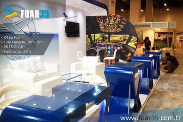 Turk hava kurumu universitesi - kitap fuari  006.jpg